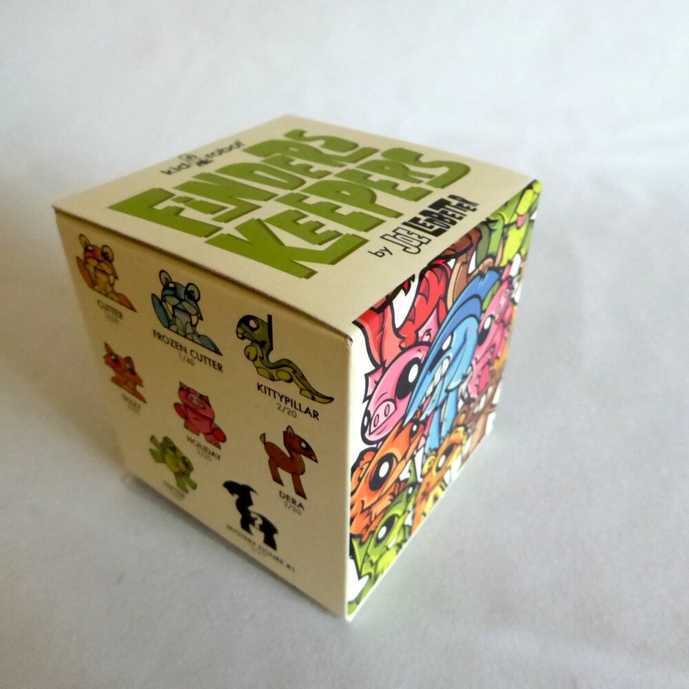 NEW 2007 KIDROBOT FINDERS KEEPERS SHERMIN SQUIRREL 2/20 DESIGNER VINYL FIGURE - Picture 9 of 15